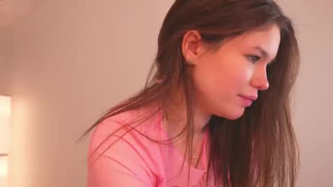  ALICE  online show from November 8, 2025, 3:12 pm