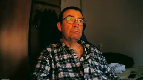Snapshot of tolon408472 chatting on January 10, 2025, 4:41 pm tolon408472 online show from January 10, 2025, 4:41 pm