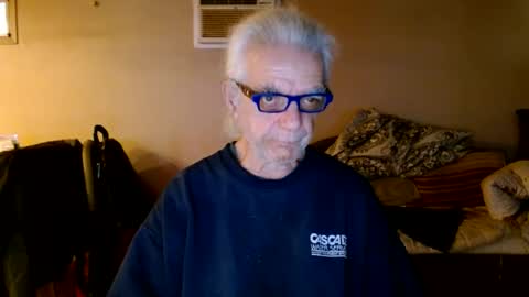 Snapshot of tom112292014 chatting on January 2, 2025, 2:57 pm tom112292014 online show from January 2, 2025, 2:57 pm