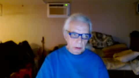 Snapshot of tom112292014 chatting on February 11, 2025, 5:16 am tom112292014 online show from February 11, 2025, 5:16 am