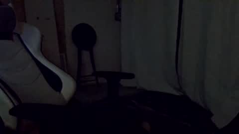 Snapshot of tom6801 chatting on November 1, 2025, 10:06 am Tom online show from November 1, 2025, 10:06 am