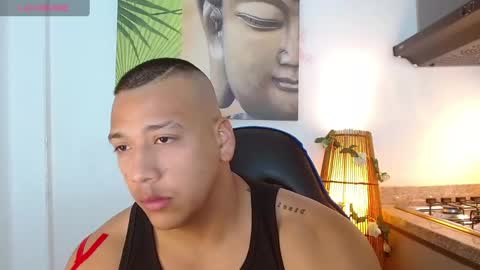 Snapshot of tom_muscle1 chatting on February 15, 2025, 11:17 am Tom muscle1 online show from February 15, 2025, 11:17 am