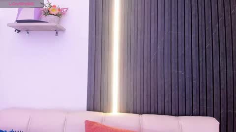 Snapshot of tom_muscle1 chatting on September 28, 2025, 12:10 pm Tom muscle1 online show from September 28, 2025, 12:10 pm