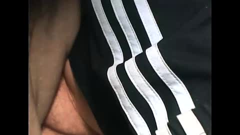 Snapshot of tomas0000 chatting on January 15, 2025, 9:56 am thomi online show from January 15, 2025, 9:56 am