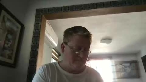 Hola online show from January 29, 2025, 6:39 pm