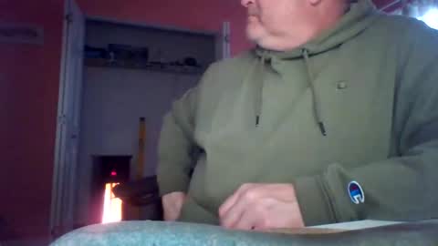 Snapshot of tomcat4848 chatting on October 23, 2025, 8:18 pm tomcat4848 online show from October 23, 2025, 8:18 pm