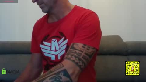 Snapshot of tomhardic chatting on October 30, 2025, 12:23 am TOM online show from October 30, 2025, 12:23 am