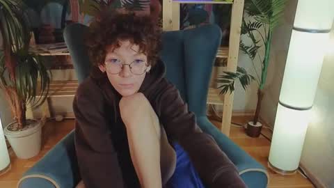 Snapshot of tommiehi chatting on March 12, 2025, 11:42 am Tommie online show from March 12, 2025, 11:42 am