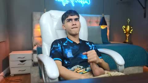 Tommy  online show from February 14, 2025, 9:56 am