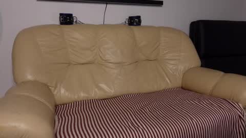  tommy burnzzz  online show from December 17, 2024, 2:01 am