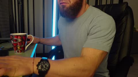  tommy burnzzz  online show from January 19, 2025, 2:36 am