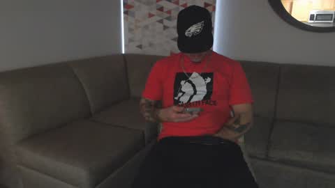 Snapshot of tommy_knuckles chatting on December 24, 2024, 1:28 pm Tommy online show from December 24, 2024, 1:28 pm