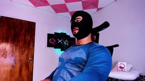 tommy_sccott online show from December 26, 2024, 6:19 am