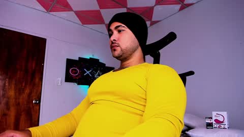 tommy_sccott online show from January 21, 2025, 3:15 am