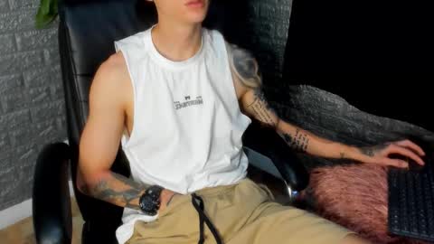 Tommy Slater online show from November 12, 2025, 9:03 pm