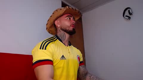 Snapshot of tommyblessd1 chatting on November 10, 2025, 6:01 am Steven online show from November 10, 2025, 6:01 am