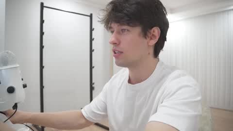 Tommy Joyer online show from November 15, 2025, 7:49 am