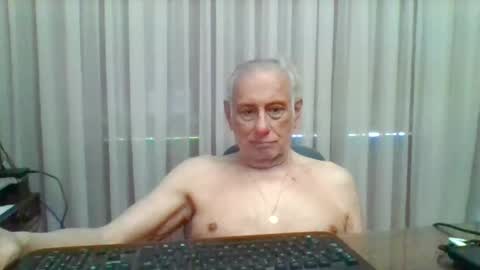 tommylecock online show from November 2, 2025, 1:02 pm