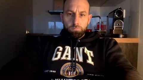 Snapshot of tommyx01 chatting on January 4, 2025, 2:56 pm Thomas Fit online show from January 4, 2025, 2:56 pm