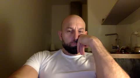 Snapshot of tommyx01 chatting on January 10, 2025, 8:26 pm Thomas Fit online show from January 10, 2025, 8:26 pm