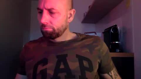 Snapshot of tommyx01 chatting on January 23, 2025, 7:43 am Thomas Fit online show from January 23, 2025, 7:43 am