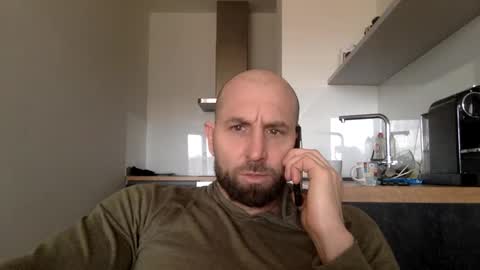 Snapshot of tommyx01 chatting on January 31, 2025, 11:24 am Thomas Fit online show from January 31, 2025, 11:24 am