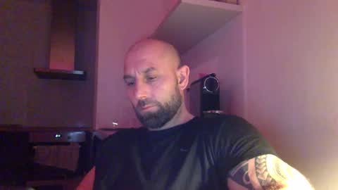 Snapshot of tommyx01 chatting on February 6, 2025, 7:07 pm Thomas Fit online show from February 6, 2025, 7:07 pm