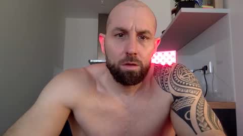 Snapshot of tommyx01 chatting on March 1, 2025, 10:55 am Thomas Fit online show from March 1, 2025, 10:55 am