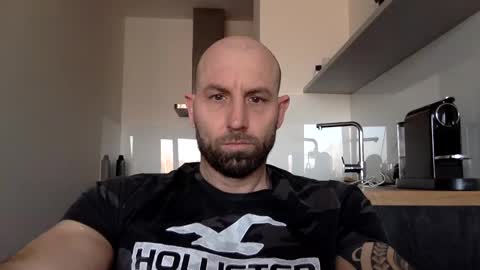 Snapshot of tommyx01 chatting on March 7, 2025, 6:46 am Thomas Fit online show from March 7, 2025, 6:46 am