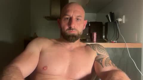 Snapshot of tommyx01 chatting on September 20, 2025, 7:04 pm Thomas Fit online show from September 20, 2025, 7:04 pm