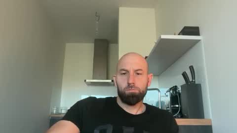 Snapshot of tommyx01 chatting on September 29, 2025, 6:07 am Thomas Fit online show from September 29, 2025, 6:07 am