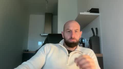 Snapshot of tommyx01 chatting on October 6, 2025, 7:28 am Thomas Fit online show from October 6, 2025, 7:28 am