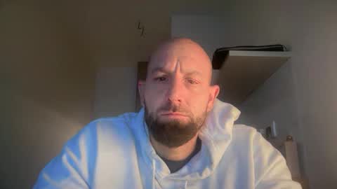 Snapshot of tommyx01 chatting on October 21, 2025, 6:03 am Thomas Fit online show from October 21, 2025, 6:03 am