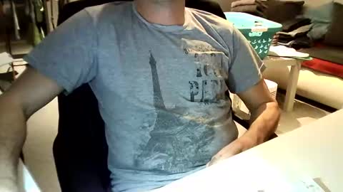 Snapshot of tomtom02029 chatting on December 13, 2024, 6:38 pm Tom online show from December 13, 2024, 6:38 pm