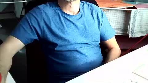 Snapshot of tomtom02029 chatting on January 24, 2025, 10:21 am Tom online show from January 24, 2025, 10:21 am