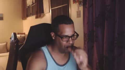 Antonio online show from November 18, 2025, 2:17 am