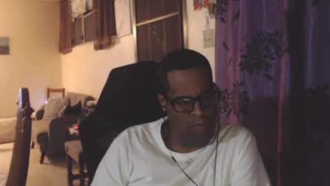 Antonio online show from November 23, 2025, 2:11 am