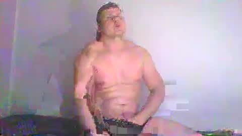 tonny54880 online show from January 6, 2025, 6:31 pm