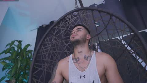 Snapshot of tony_newmen chatting on January 14, 2025, 11:05 pm tony online show from January 14, 2025, 11:05 pm