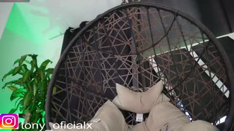 Snapshot of tony_newmen chatting on January 17, 2025, 12:20 am tony online show from January 17, 2025, 12:20 am