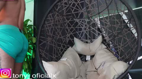 Snapshot of tony_newmen chatting on January 17, 2025, 3:23 am tony online show from January 17, 2025, 3:23 am