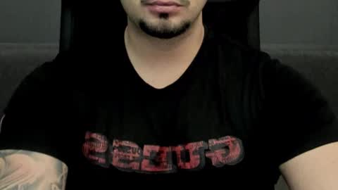 Snapshot of tonywilcoxx chatting on January 15, 2025, 6:43 am TonyWilcox online show from January 15, 2025, 6:43 am