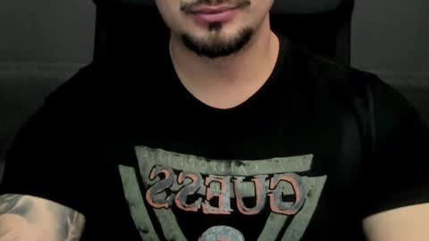 Snapshot of tonywilcoxx chatting on January 19, 2025, 12:28 pm TonyWilcox online show from January 19, 2025, 12:28 pm