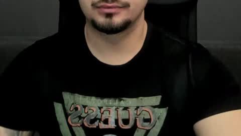 Snapshot of tonywilcoxx chatting on January 20, 2025, 6:42 am TonyWilcox online show from January 20, 2025, 6:42 am