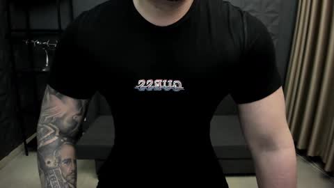 Snapshot of tonywilcoxx chatting on January 27, 2025, 5:58 am TonyWilcox online show from January 27, 2025, 5:58 am