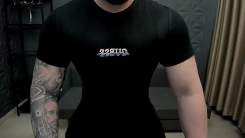 Snapshot of tonywilcoxx chatting on February 10, 2025, 5:58 am TonyWilcox online show from February 10, 2025, 5:58 am