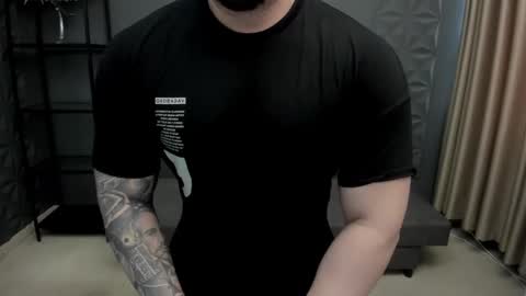 Snapshot of tonywilcoxx chatting on February 12, 2025, 8:06 am TonyWilcox online show from February 12, 2025, 8:06 am