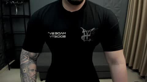 Snapshot of tonywilcoxx chatting on February 15, 2025, 6:02 am TonyWilcox online show from February 15, 2025, 6:02 am