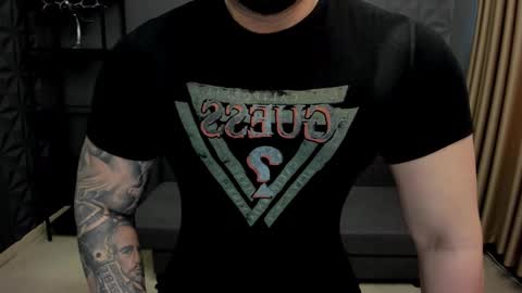 Snapshot of tonywilcoxx chatting on February 15, 2025, 12:11 pm TonyWilcox online show from February 15, 2025, 12:11 pm