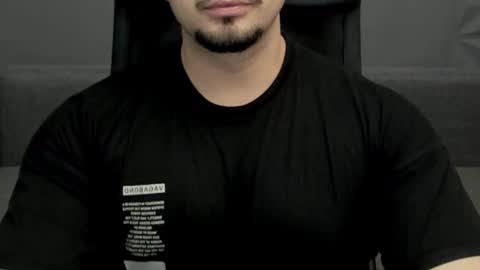 Snapshot of tonywilcoxx chatting on February 16, 2025, 9:48 am TonyWilcox online show from February 16, 2025, 9:48 am